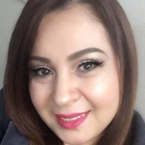 Meet your Posher, Yolanda